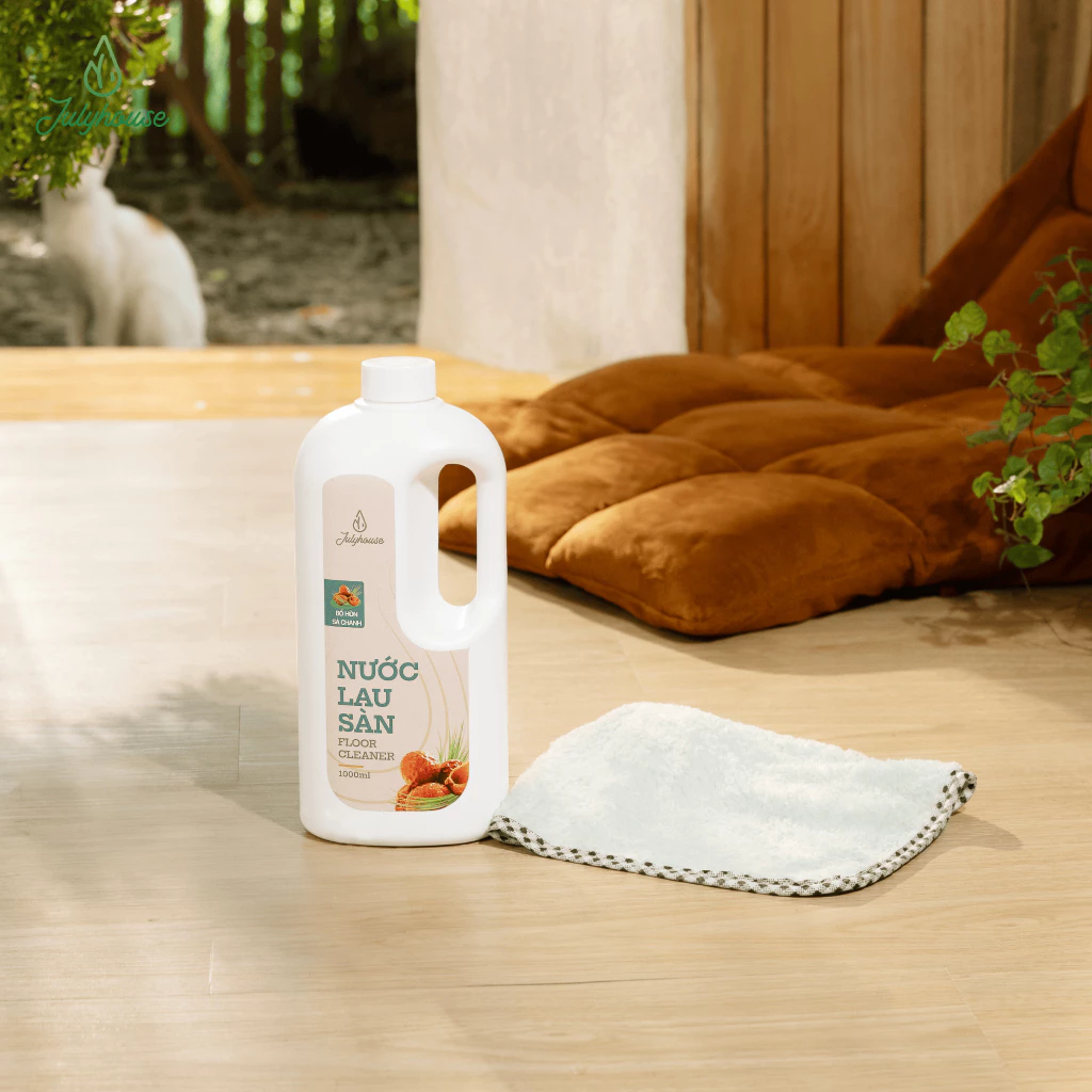 Nước lau sàn Julyhouse Bồ hòn - Sả chanh