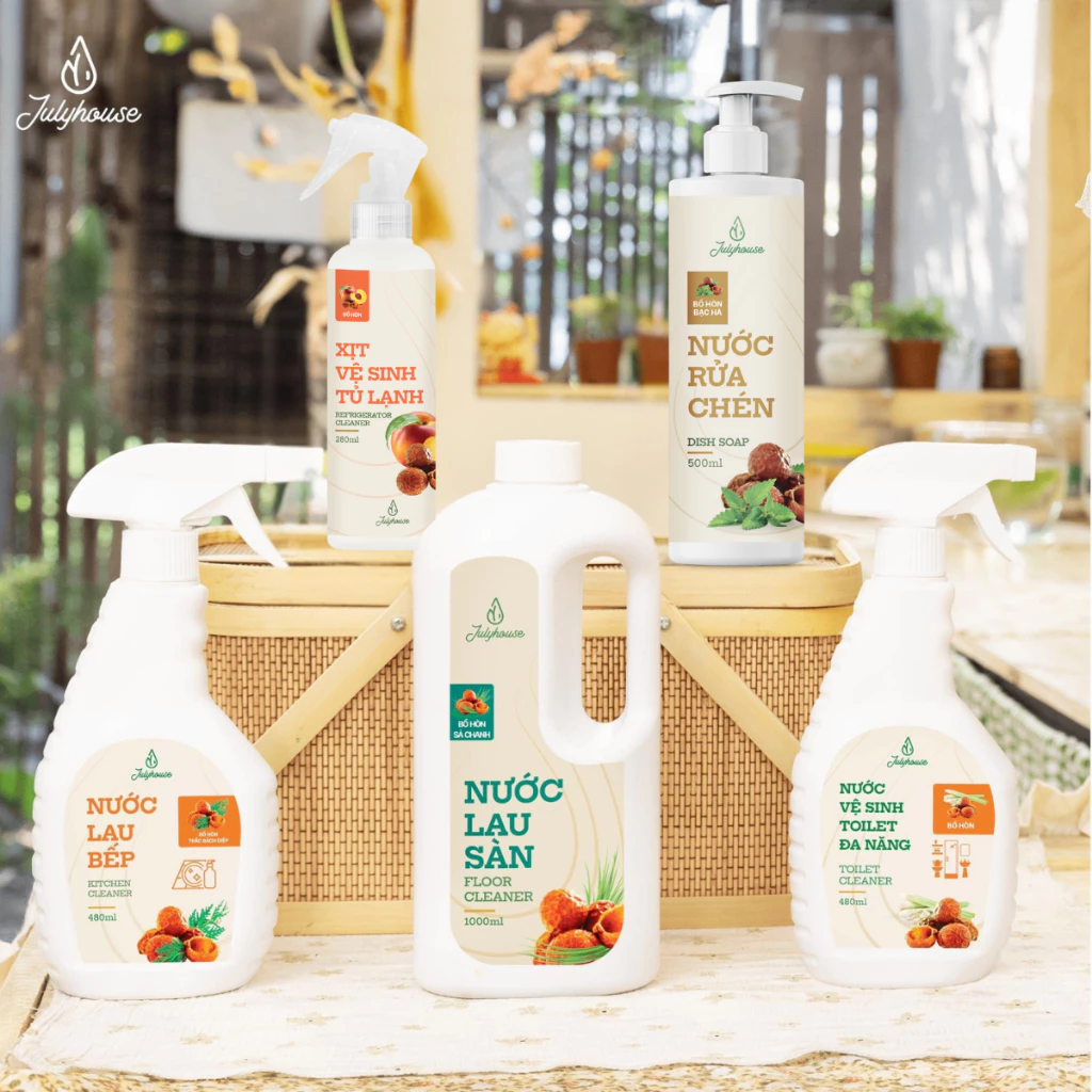 Nước lau sàn Julyhouse Bồ hòn - Sả chanh
